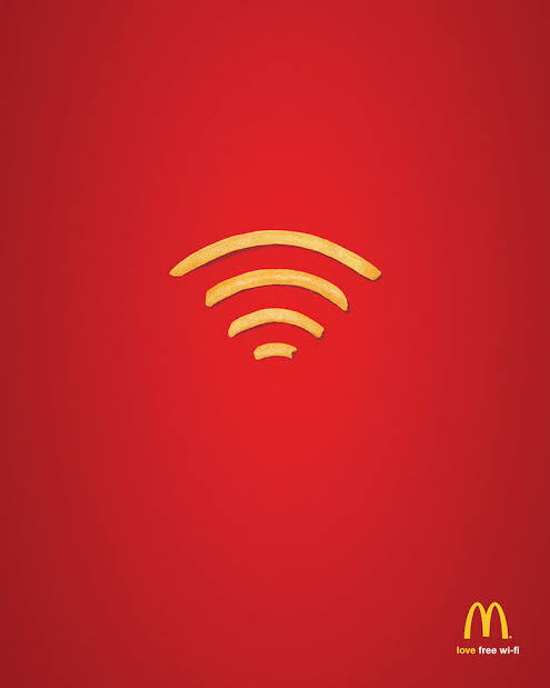 McDonald's · Cuatro papas fritas dibujan un ícono de Wi-Fi.