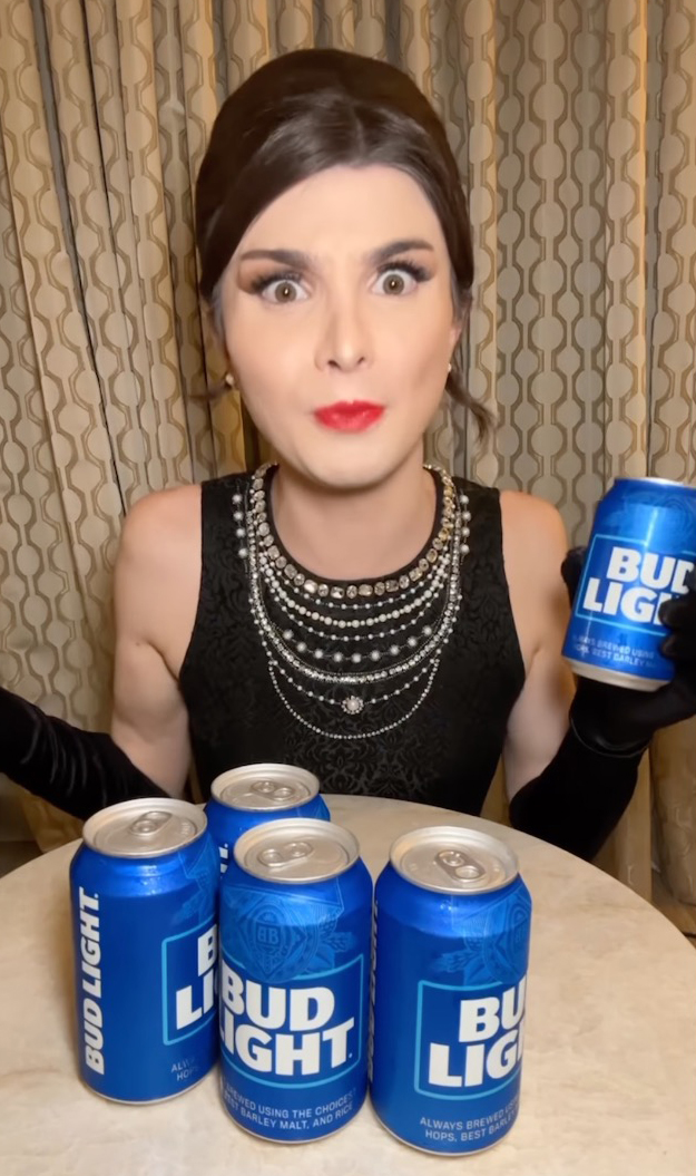 Colaboración de Bud Light con Dylan Mulvaney